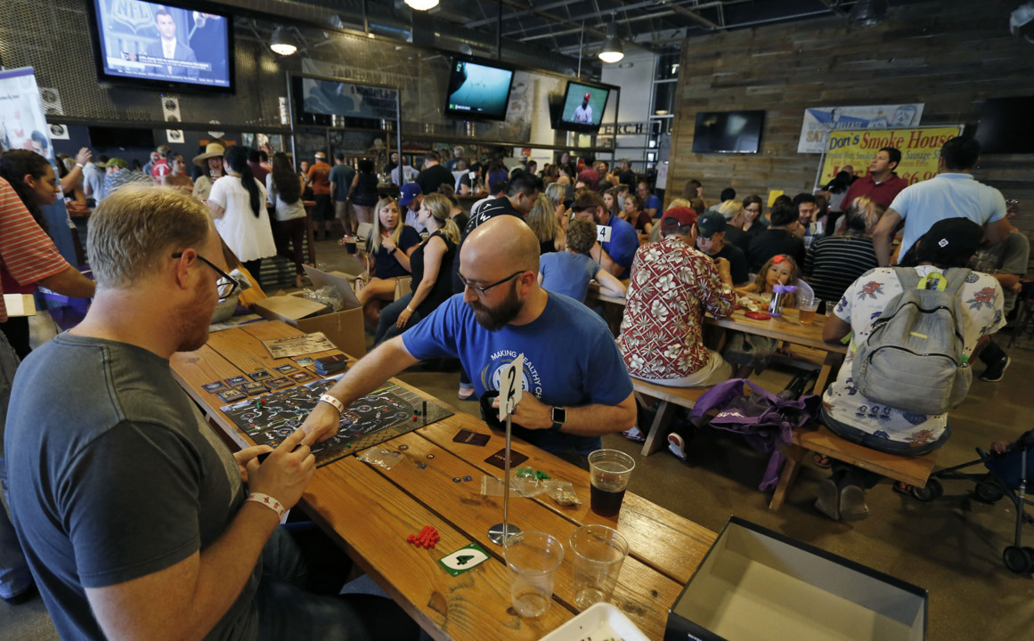 Two Fort Worth businesses are rolling the dice on a growing ‘board game lounge’ trend