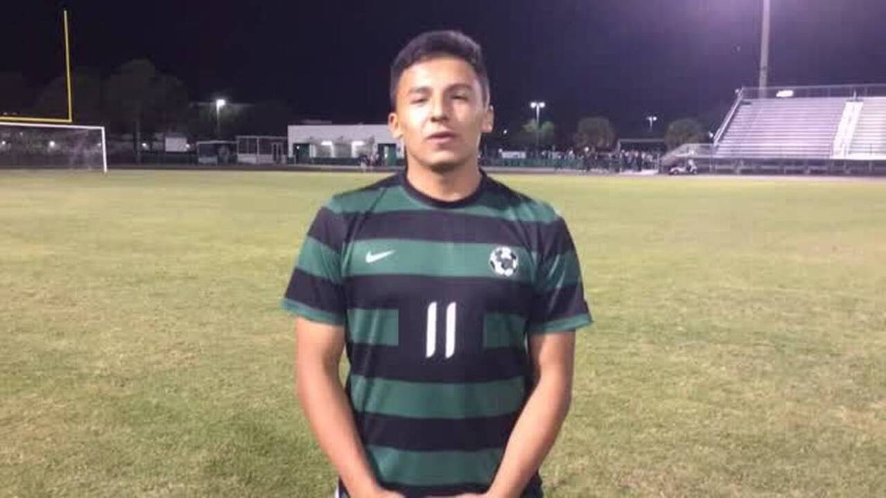 Lakewood Ranch squeaks past Venice behind Pablo Vargas match-winner