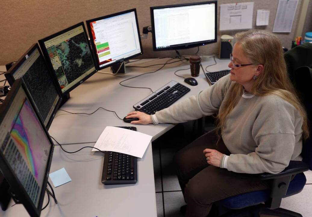 24 HOURS: Meteorologist on night shift fell in love with weather early