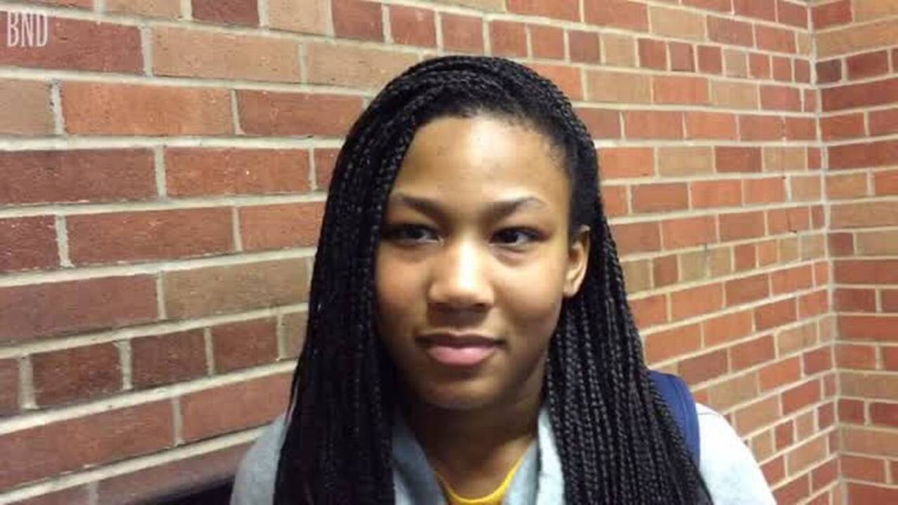 Belleville East girls win fourth-straight basketball game