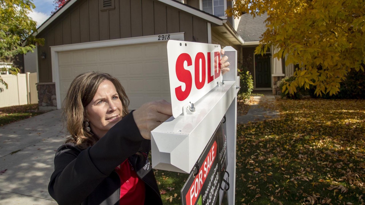 This real estate agent helps families – many from California – find ‘freedom’ in Idaho