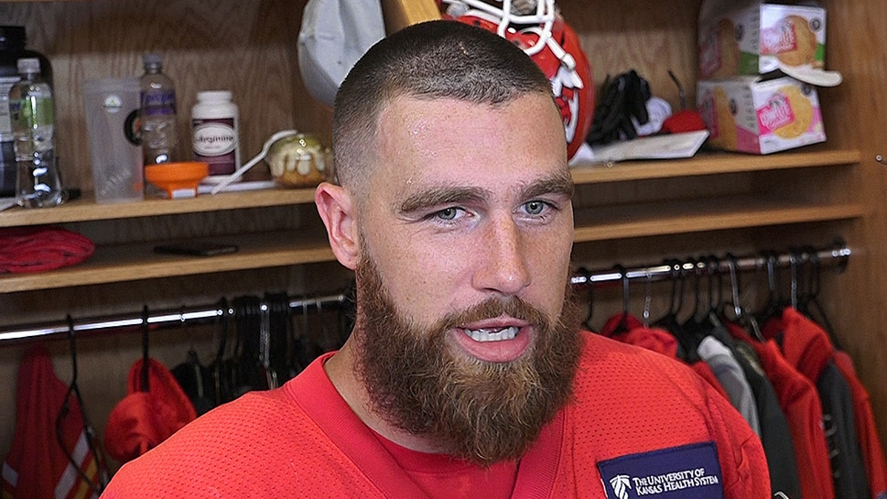 Chiefs Kelce honored for helping Operation Breakthrough (Video ...
