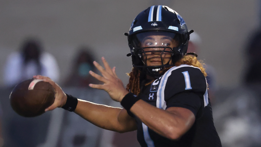 Sights, sounds from Hough's big win over Providence Day Friday