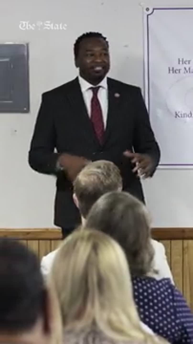 Johnson tells voters that a Blue Wave of Governorships could change the country.