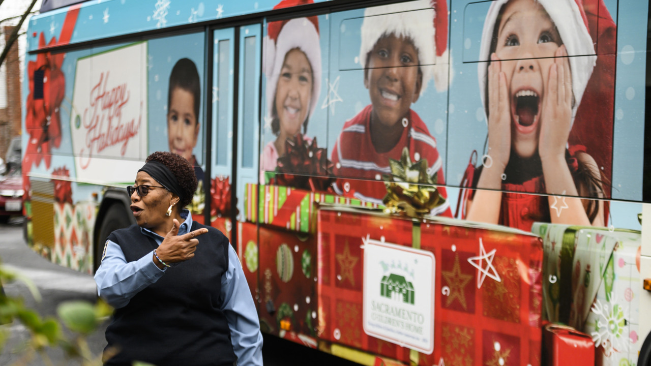 It’s free – check out this year’s Sacramento Regional Transit holiday bus