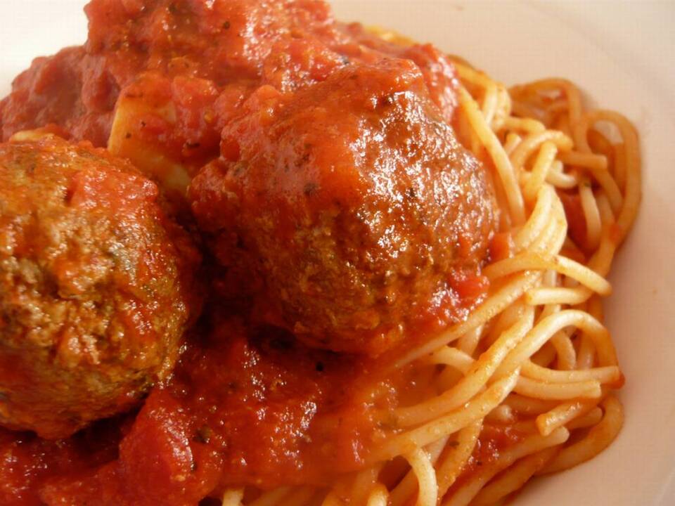 Hilton Head is looking to get into the Guinness Book of World Records with a meatball. Here’s how to make your own.