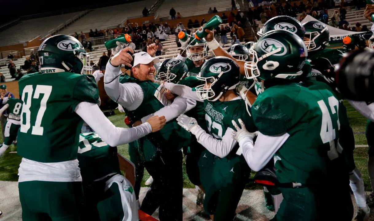 Beaufort football celebrates SC 2022 state championship