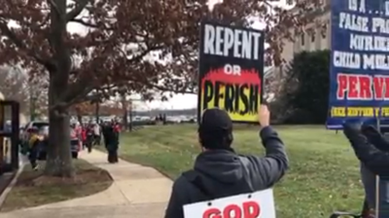 Video shows children from Islamic schools being heckled at Kentucky Capitol