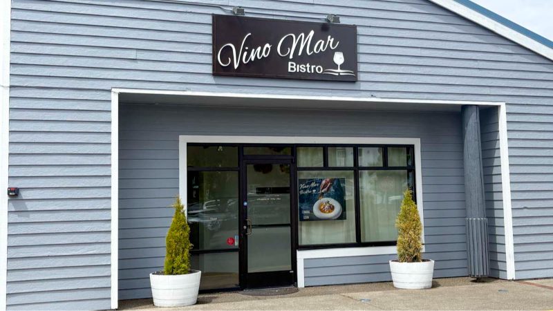 Is downtown Olympia getting 2 new restaurants?