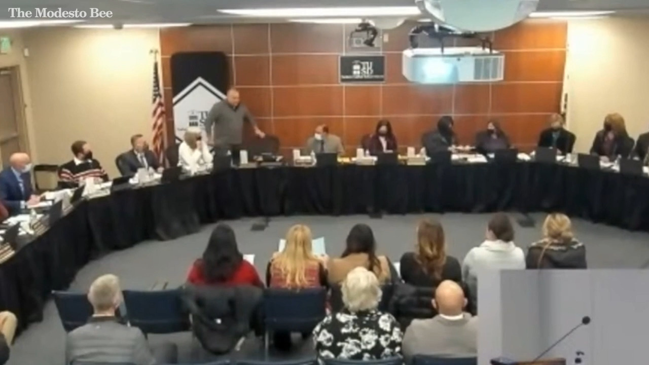 Turlock Unified schools trustee flouts mask rule for nearly 30 minutes of meeting