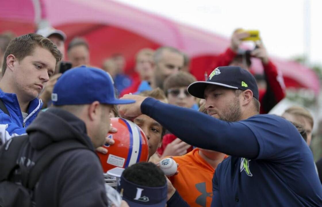 Tim Tebow’s genuine appeal goes well beyond the playing field