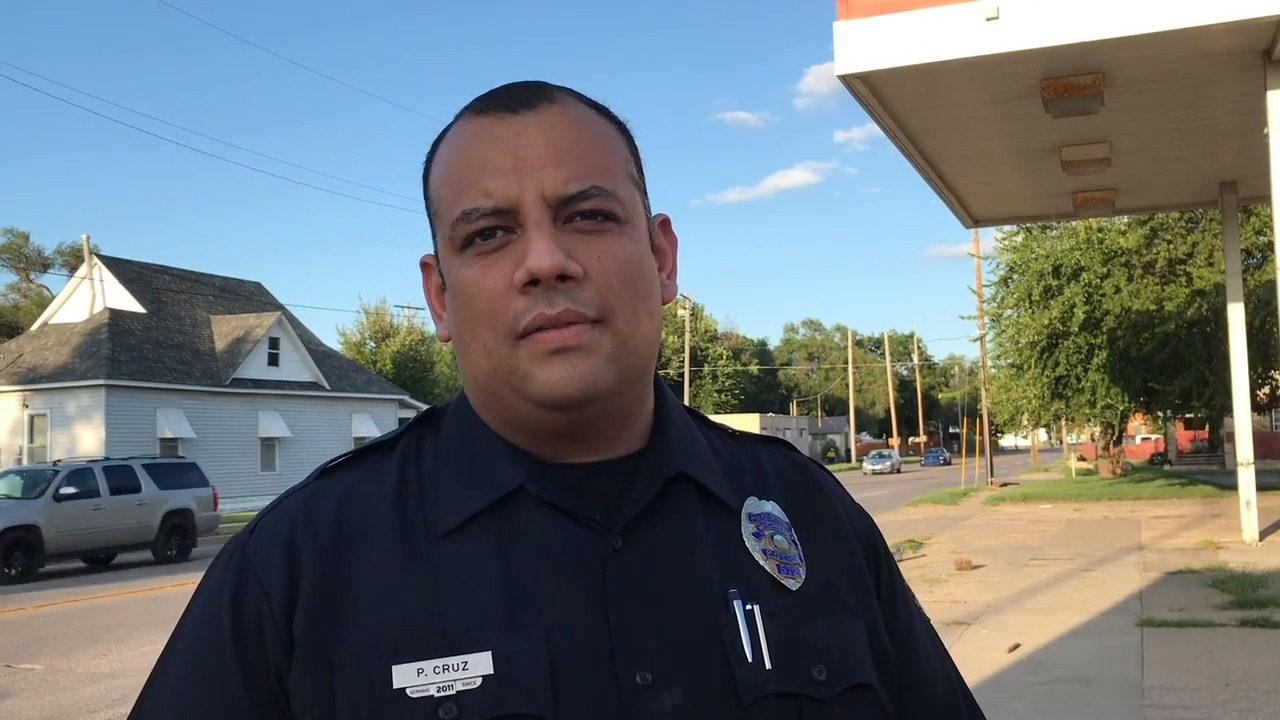 Police search for suspect in south Wichita shooting | Wichita Eagle
