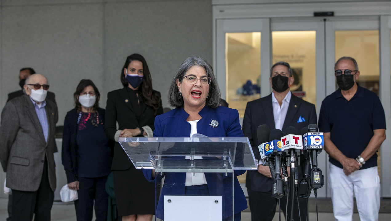 Florida hospitals trying for 100 percent COVID vaccine rates for workers as mandate looms
