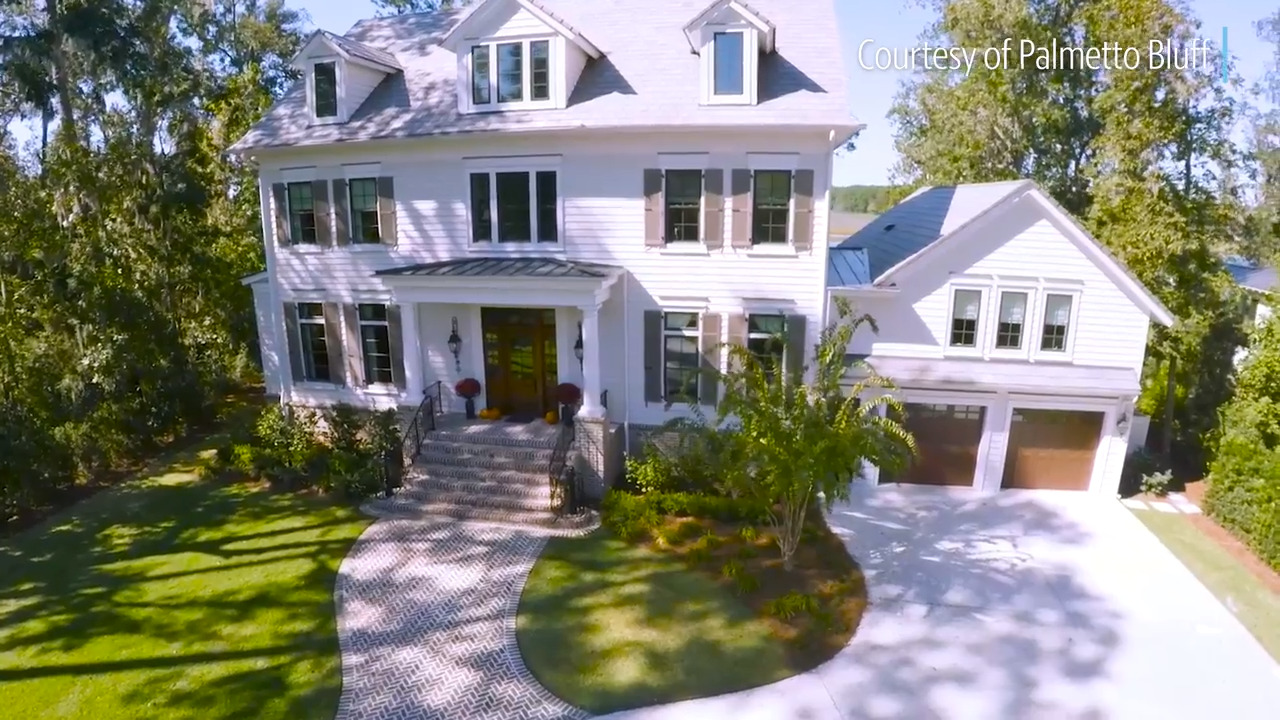 Take a look inside the $3.9 million Palmetto Bluff home of a former Dallas Cowboy