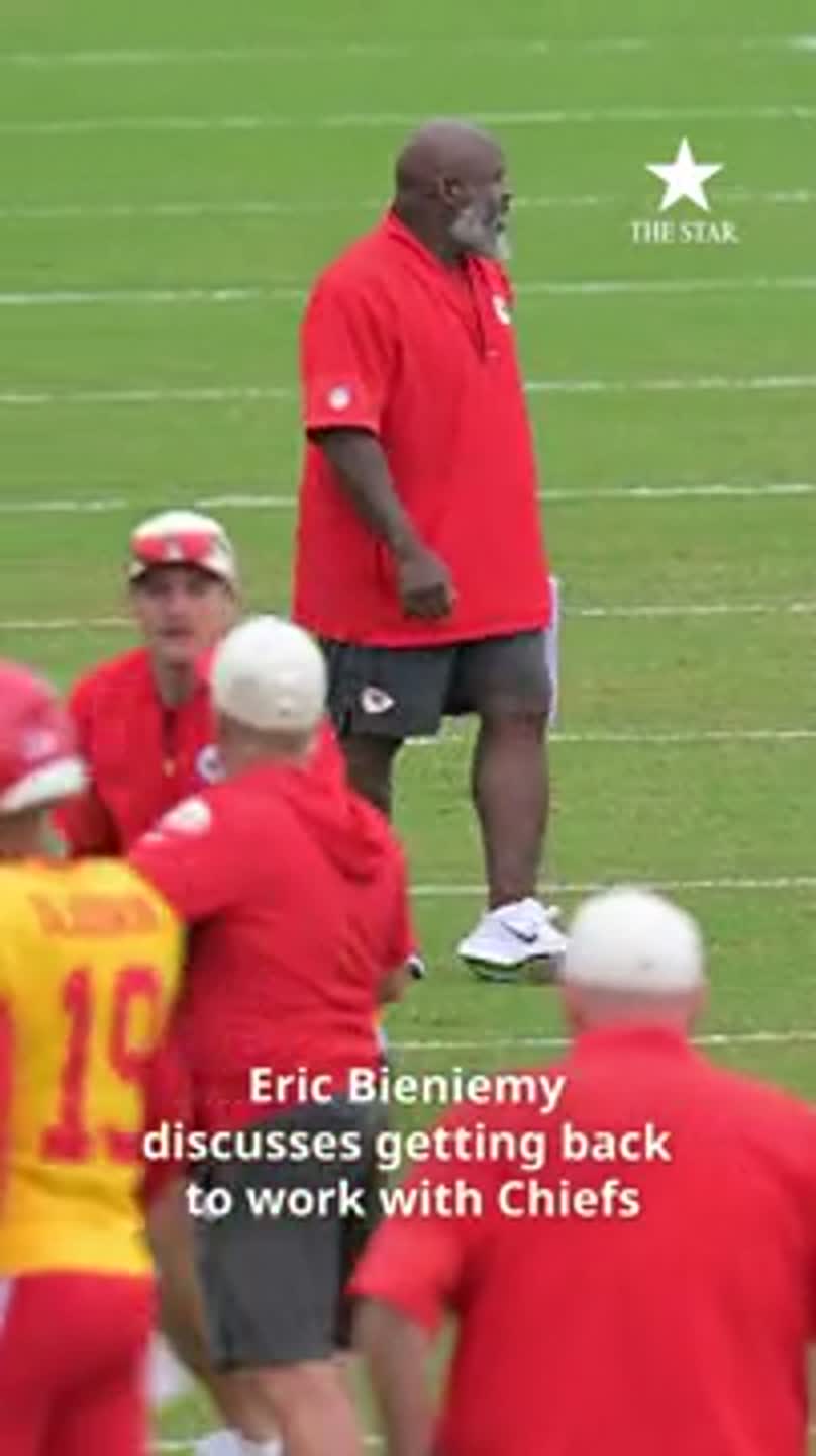 Chiefs OC Eric Bieniemy breaks down how he stayed connected to Chiefs while away