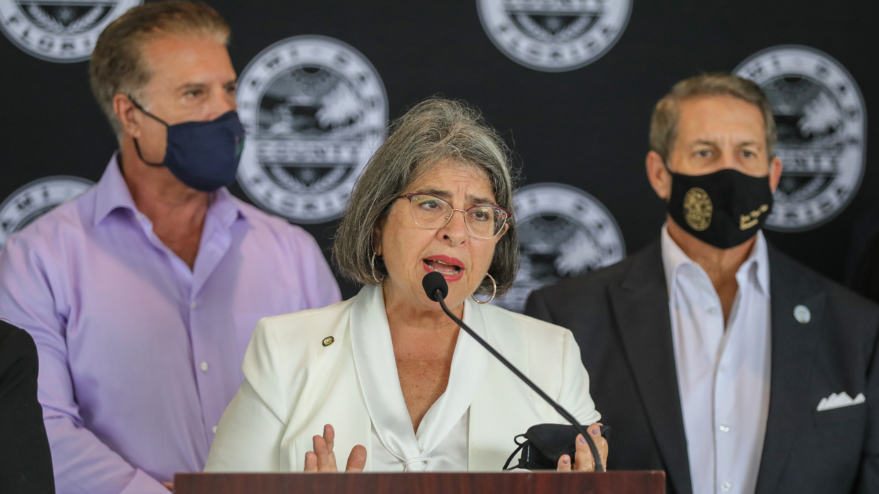 Miami-Dade mayor: COVID spike means time for vaccinated to wear masks indoors again