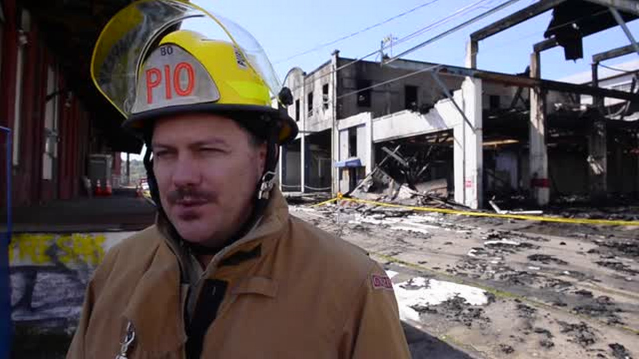 Fire destroys warehouse in downtown Tacoma (Video) | Tacoma News Tribune