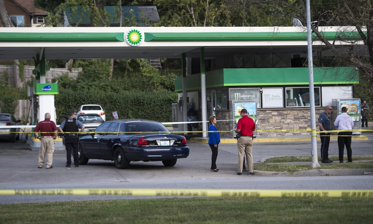 Kansas City police investigate double shooting at 31st and Van Brunt ...