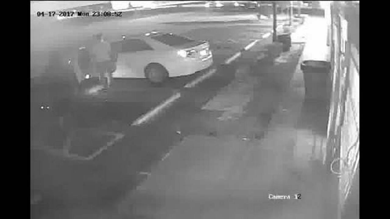 Thief knocks out man, steals his car in Broward | Miami Herald