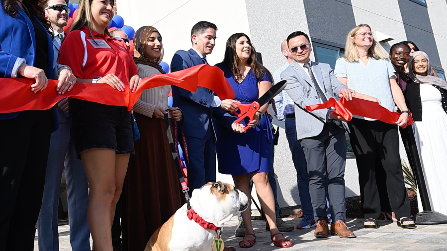 Fresno State unveils new student housing