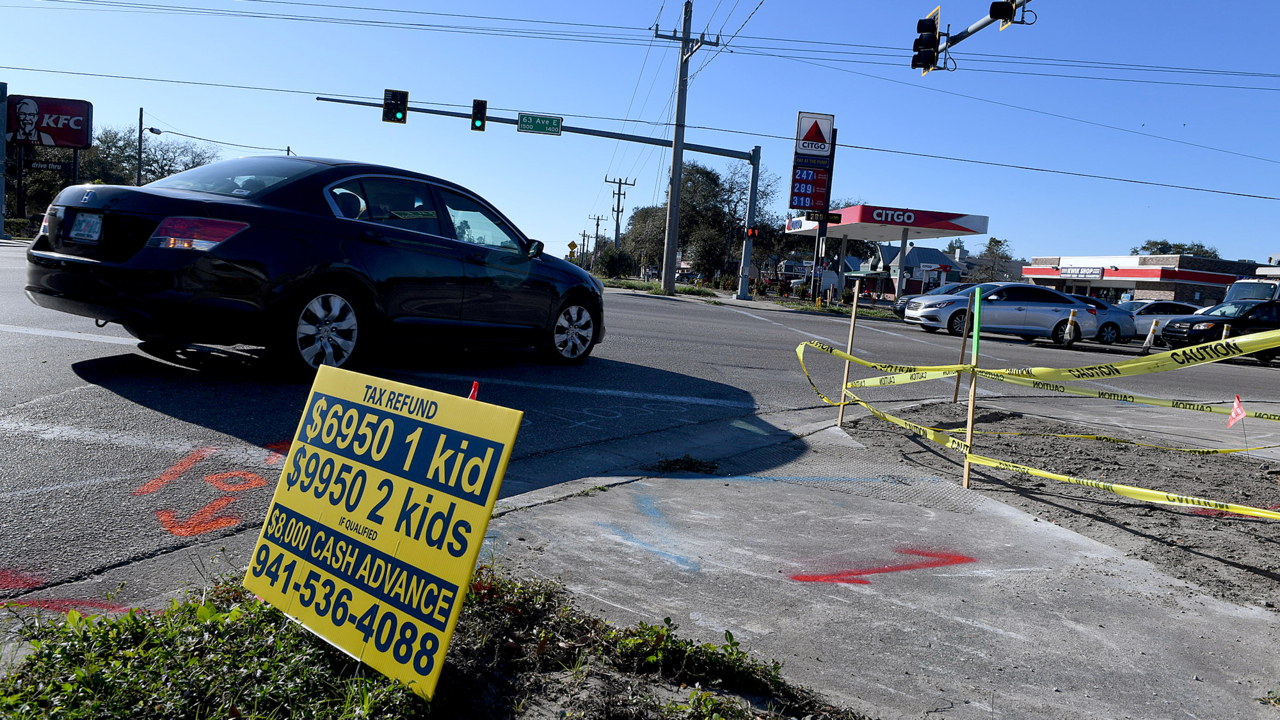 Manatee County should do more to rid roadways of illegal signs | Letter to the editor