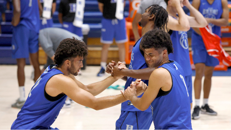Boozer twins prepare for freshmen season as Duke teammates
