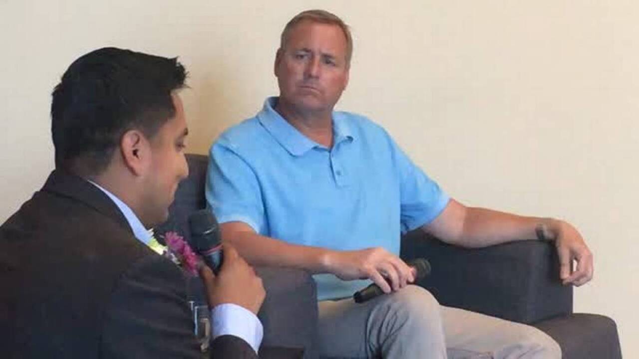 Rep. Denham, young immigrant agree on this path to legal status at Modesto event