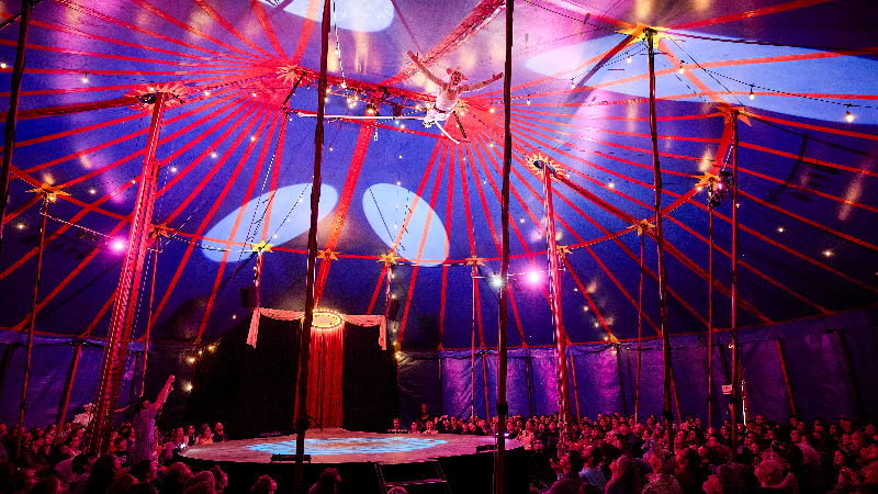 Shoestring Circus comes to Olympia for third year
