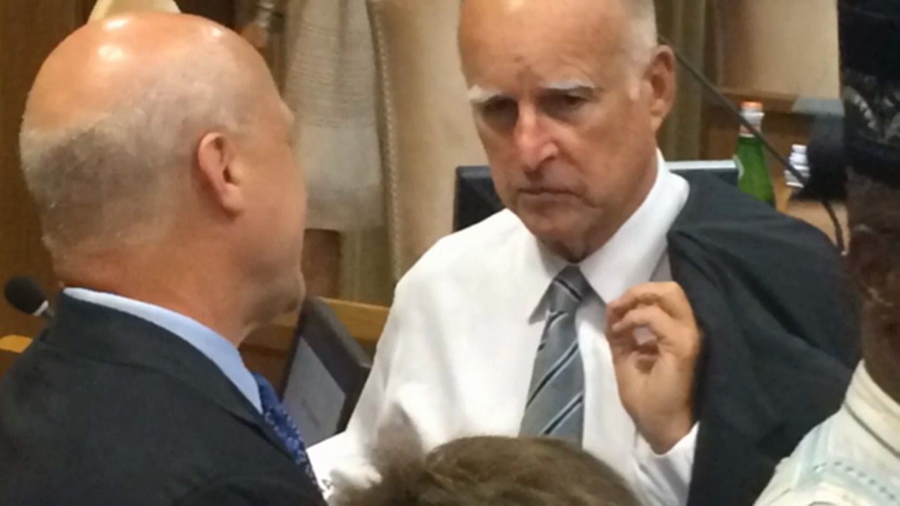 Jerry Brown’s bill issues fall by wayside in last month of legislative session