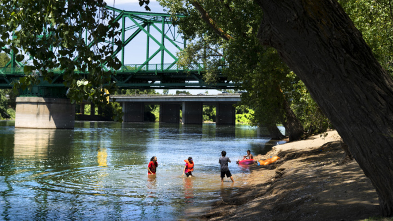 Triple-digit temps? Blackouts? Record-breaking heat? This is the Bay Area?
