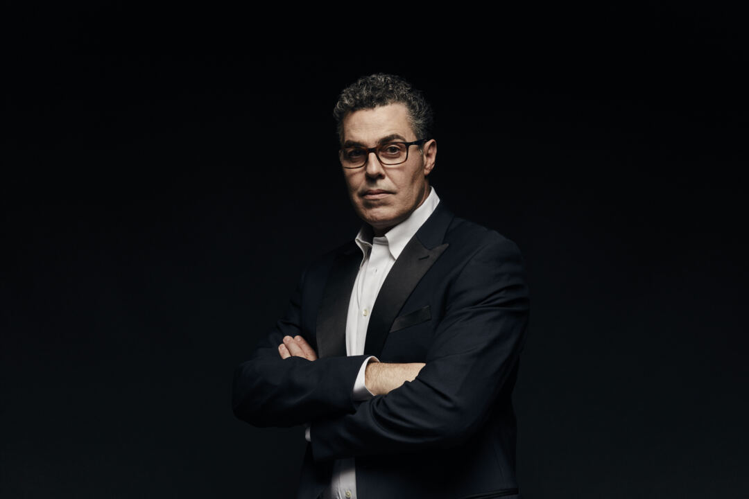 Adam Carolla travels the Kentucky Bourbon Trail in ‘Bourbon Barter’