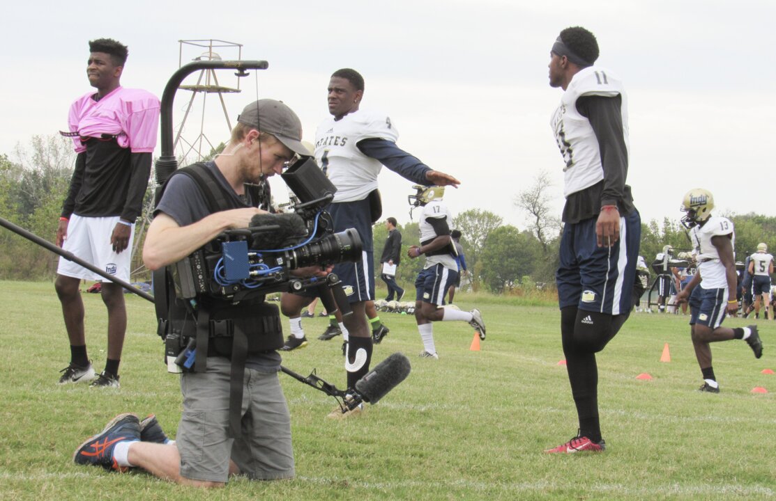 Former Last Chance U coach charged with eight felonies for allegedly impersonating a lawyer