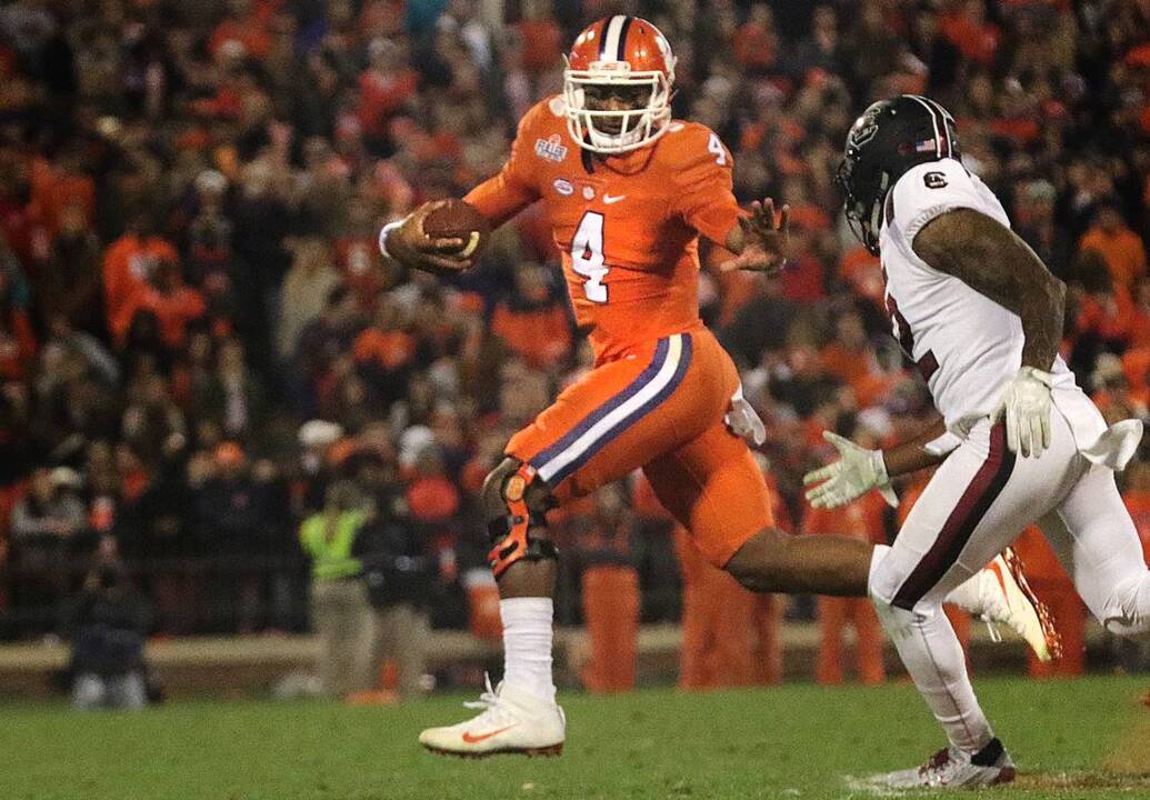 Clemson's Deshaun Watson makes his case for Heisman with 6 touchdown passes
