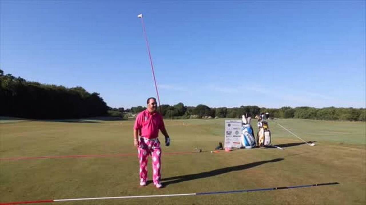 Golfer sets world record for longest golf club