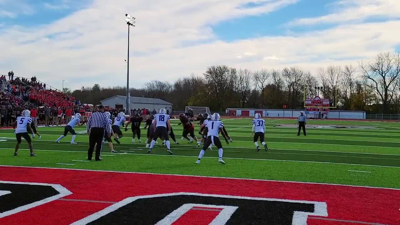 NOV. 5, 2022: IHSA Class 5A postseason — Mascoutah 55, Highland 42