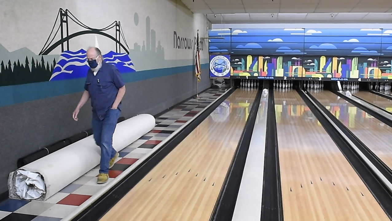 Bellingham cafe reopens; bowling alleys reset; and what about Halloween?