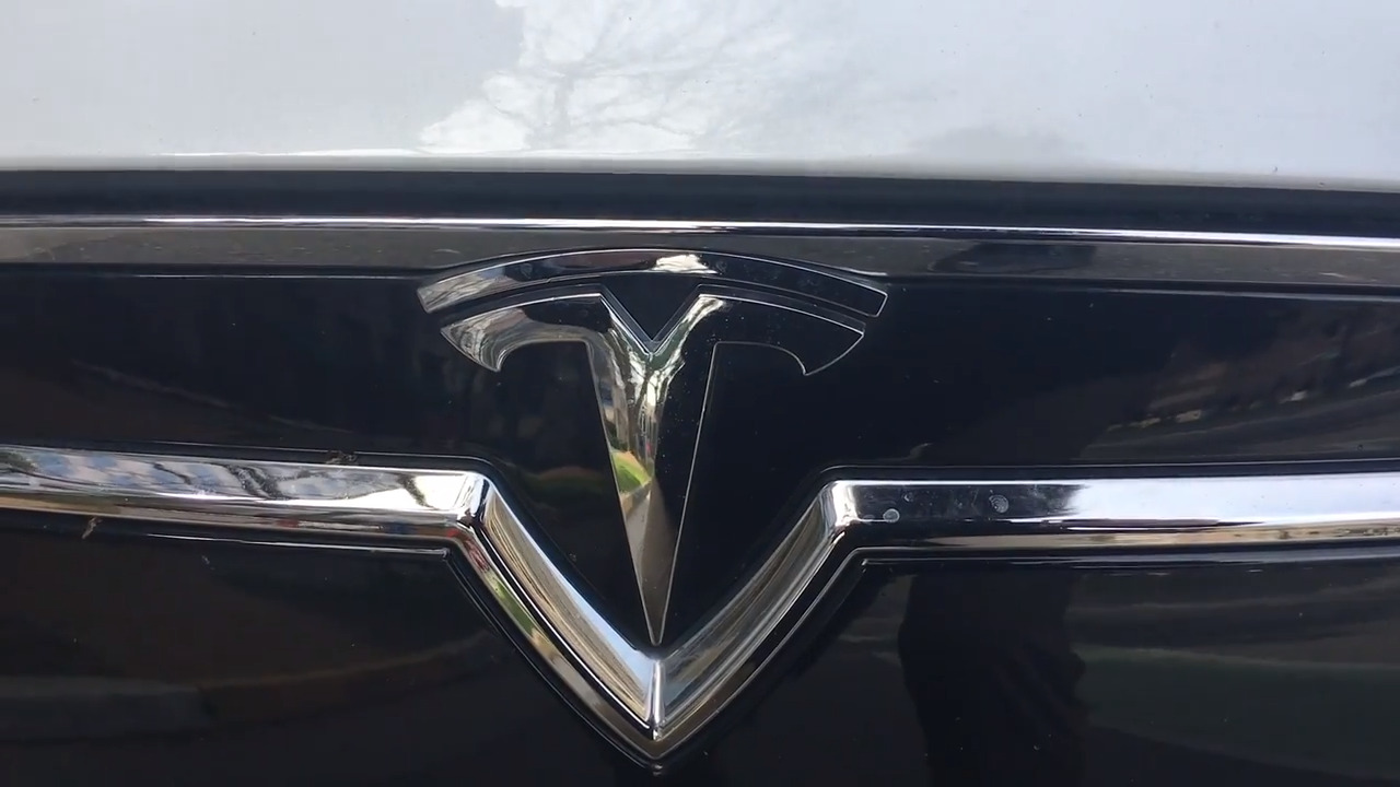 Want to commute to downtown in a chauffeured Tesla? Here’s what it will cost you