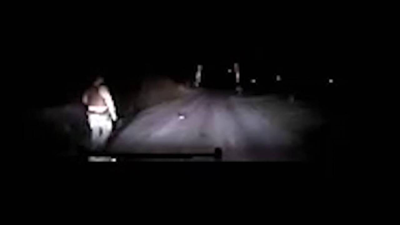 Clay County deputy helps cat with a can stuck over its head