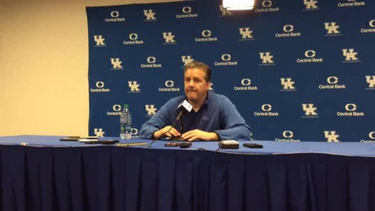 Kentucky's Calipari denies taking shot at Duke