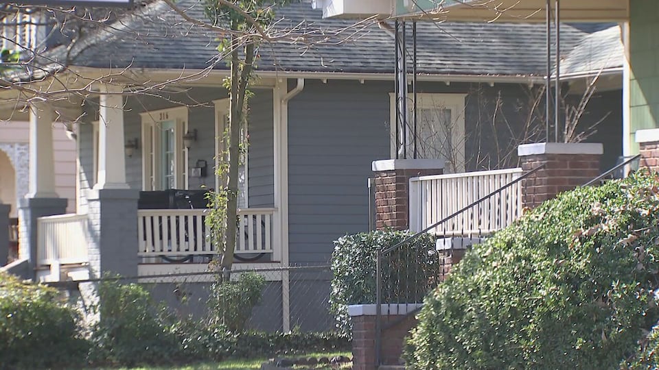 New bill seeks to regulate short-term rentals in cities and towns