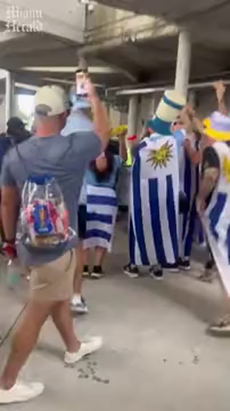 Sights and sounds as fans arrive for Uruguay vs Saudi Arabia in Miami
