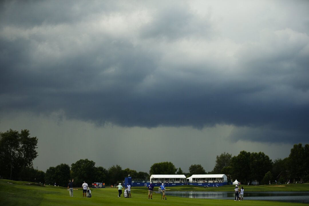 Billy Horschel: Grounds crew did great job at rainy Barbasol