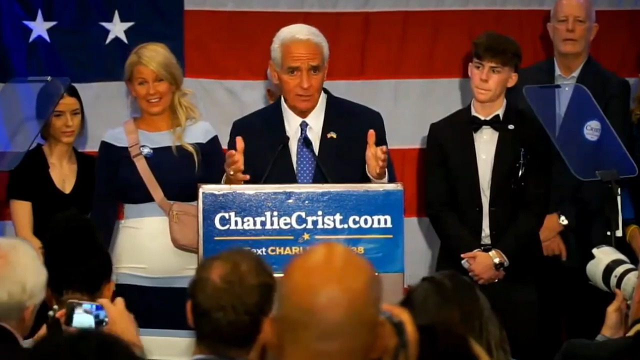 From Republican to Democrat, some faithful supporters continue donating to Charlie Crist