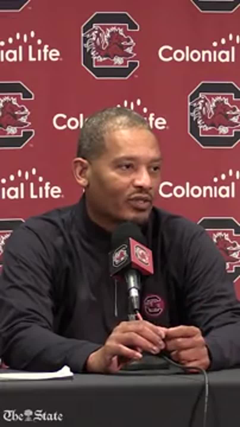 Coach Paris tells his team to think of seasons like golf