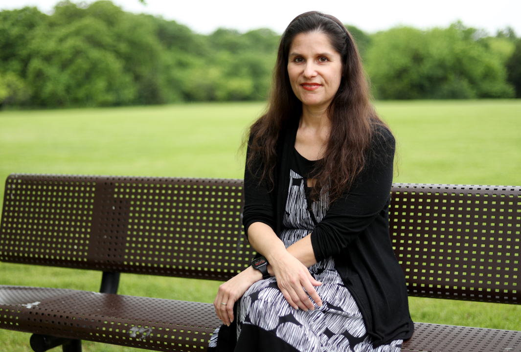 ‘Dr. Microbe’ is the TV medical expert Texas needs right now. And in two languages