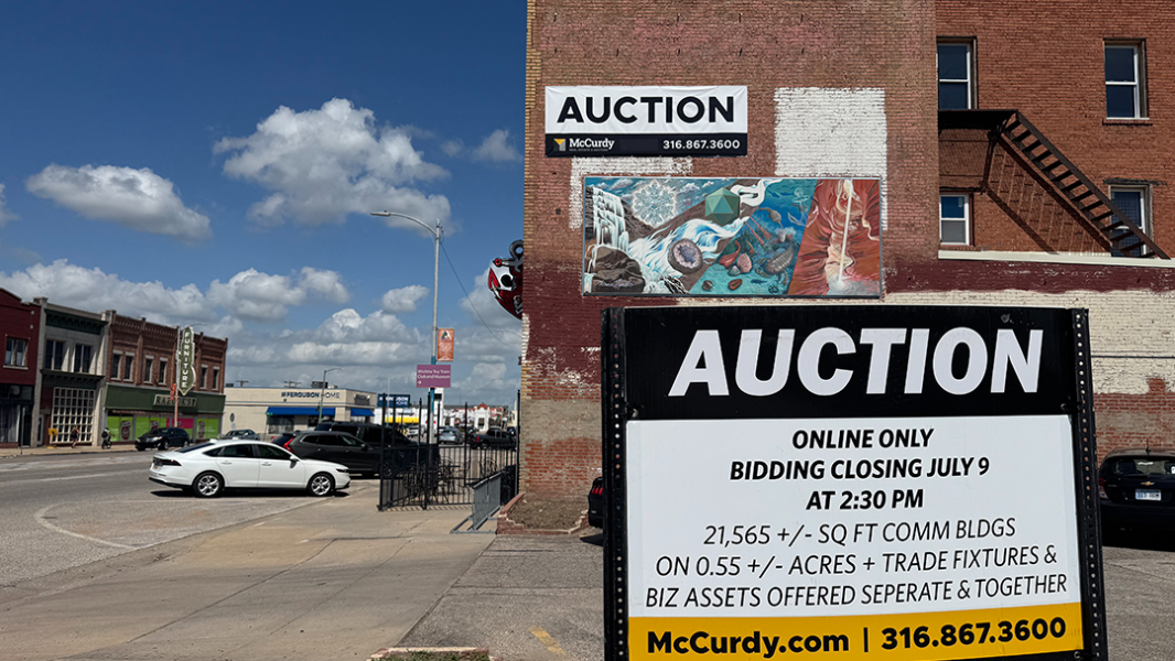 Anchor restaurant building is auctioned in Wichita
