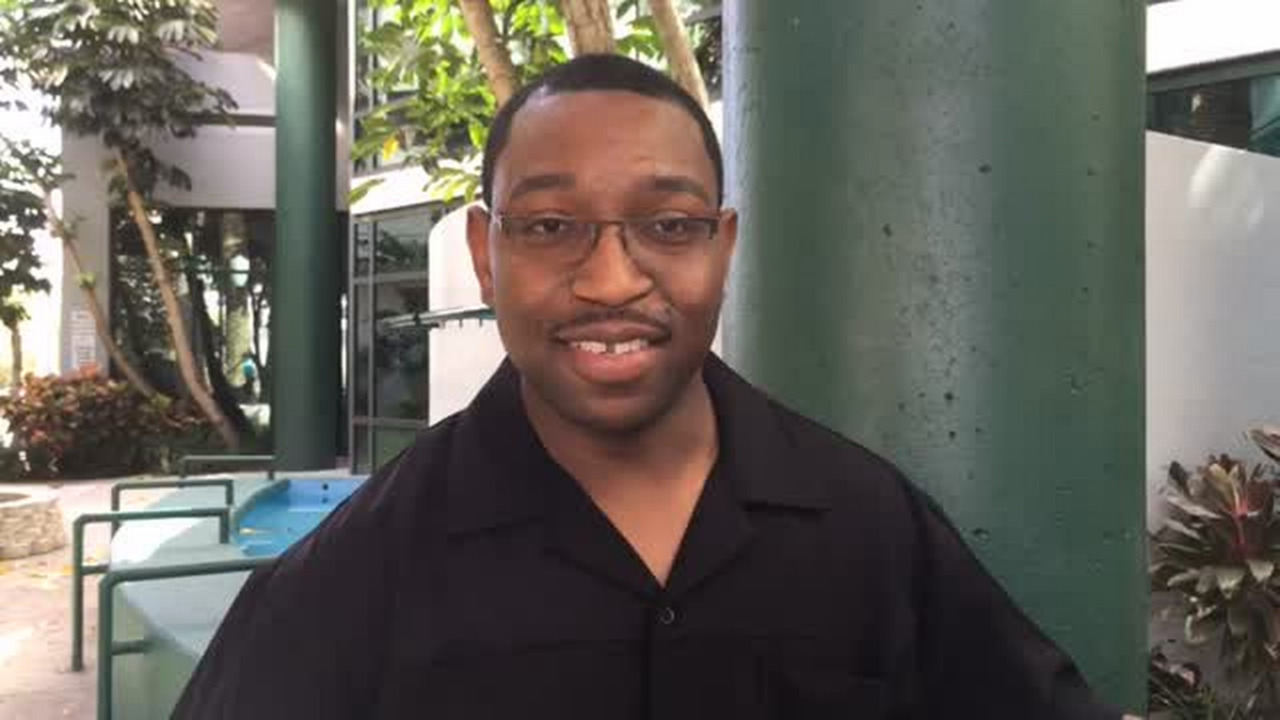 Fans of Bradenton's Shantel Norman sing along with Gospel performer, wrap up blues festival 