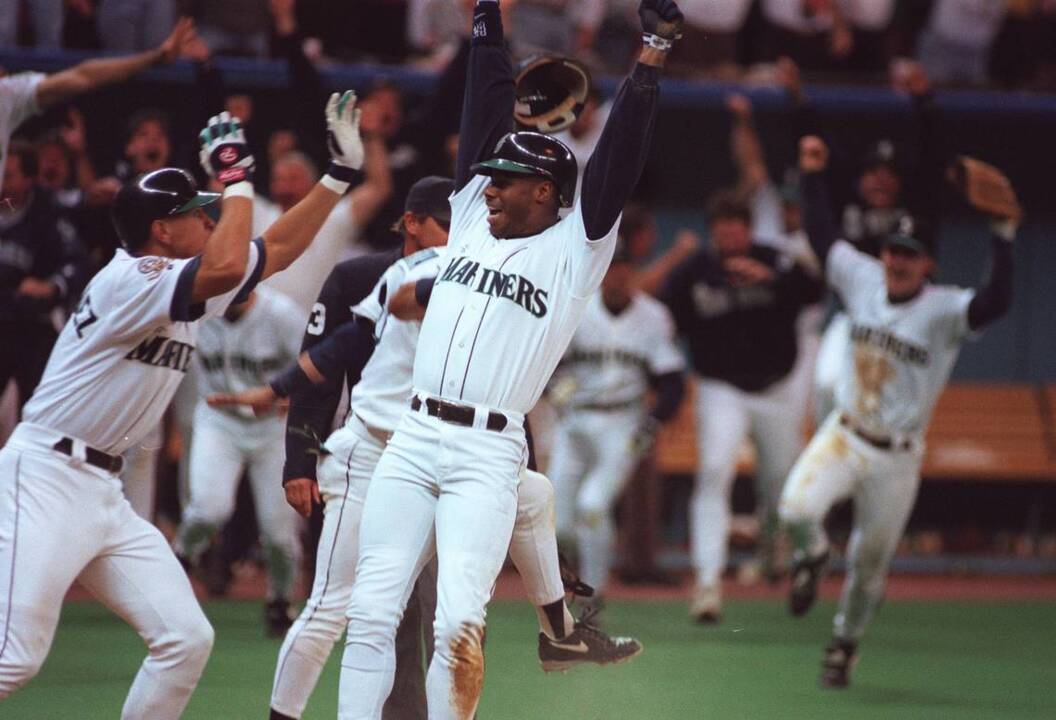 Former Mariners teammates recall the greatness of Ken Griffey Jr.