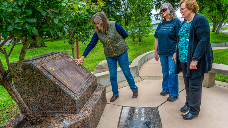 Survivors and a classmate reflect on deadly Yuba City choir crash 50 years later