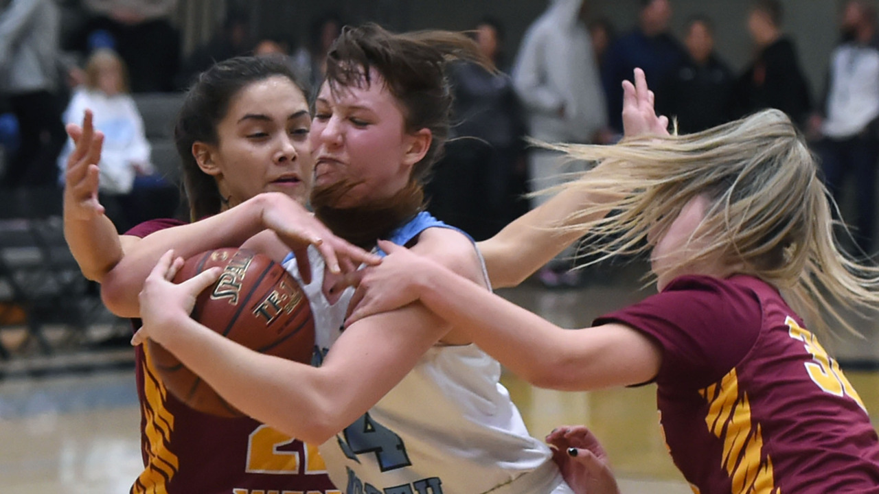 Selland Arena hosts two full days of section basketball finals. A look at matchups